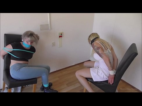 ❤️ Ferslave / fêstbûn en gagged / famke yn need ❌ Pornofideo op fy.trysex.ru ❌❤